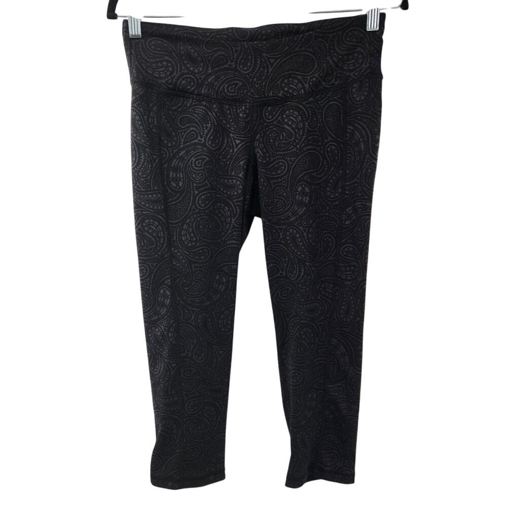Old Navy Paisley Black Cropped Athletic Capri Pants Womens Size Medium M